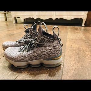 LeBron 15 GS ‘City Edition’ Basketball Shoe